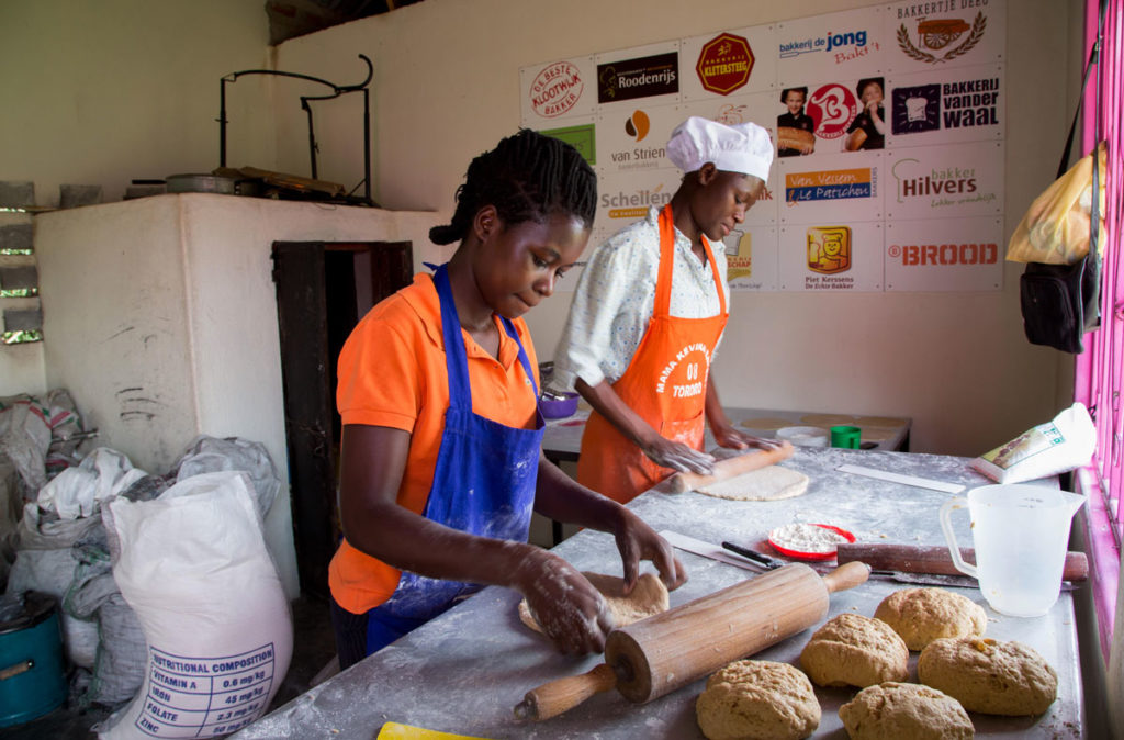 Jacqueline van den Heuvel Bake for life Afrika