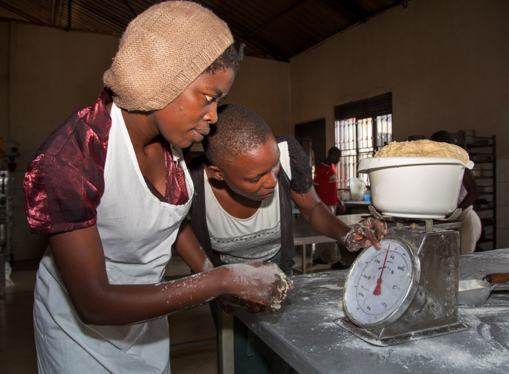 Jacqueline van den Heuvel Bake for life Afrika